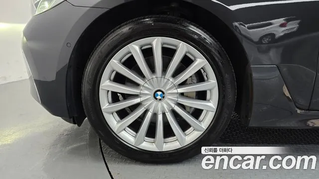 BMW Gran Turismo 2023 thumb 5