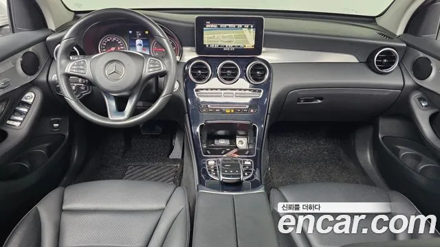Mercedes-Benz GLC 2018 thumb 7