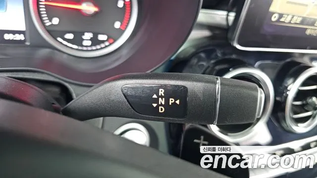 Mercedes-Benz GLC 2018 thumb 9