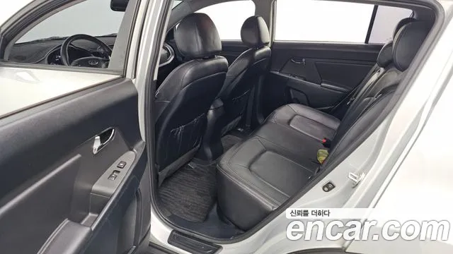 Kia Sportage 2012 thumb 12