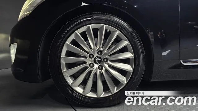 Hyundai Equus 2013 thumb 4