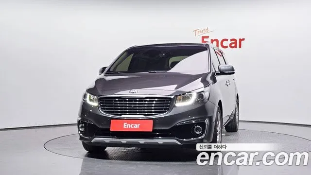 Kia Carnival 2017 thumb 3
