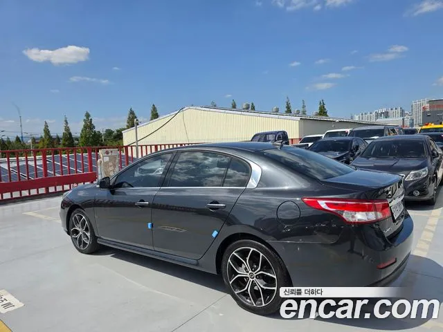 Renault-KoreaSamsung SM5 2014 thumb 3