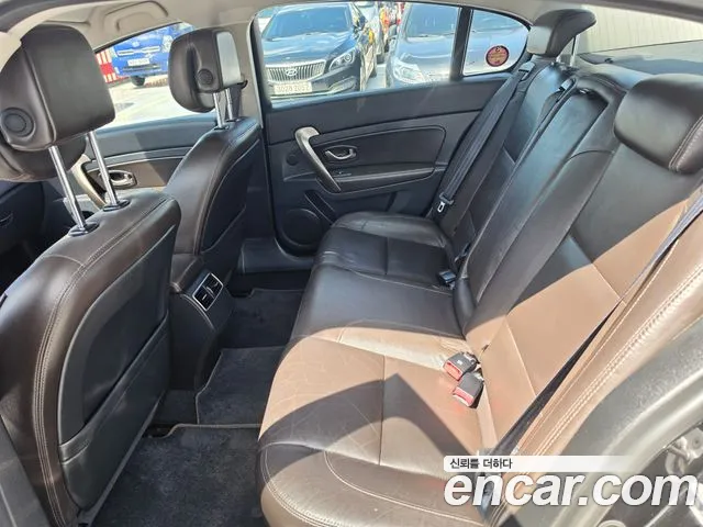 Renault-KoreaSamsung SM5 2014 thumb 9