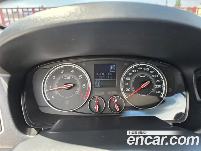 Renault-KoreaSamsung SM5 2014 thumb 11