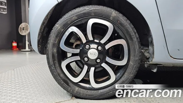 Kia Ray 2013 thumb 5