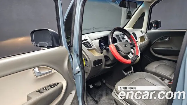 Kia Ray 2013 thumb 10