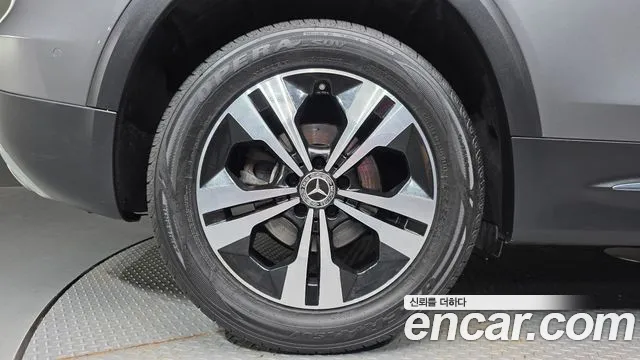 Mercedes-Benz GLB 2021 thumb 5