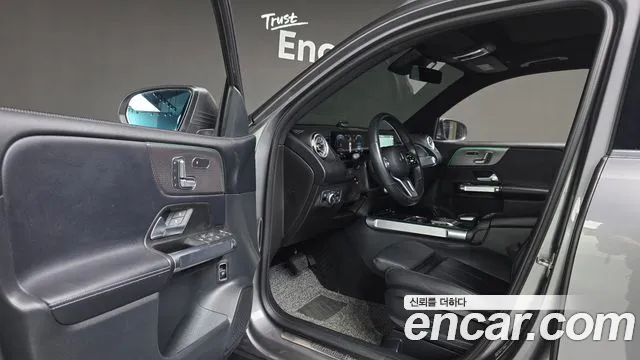 Mercedes-Benz GLB 2021 thumb 10