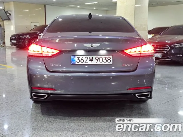 Hyundai Genesis 2016 thumb 3