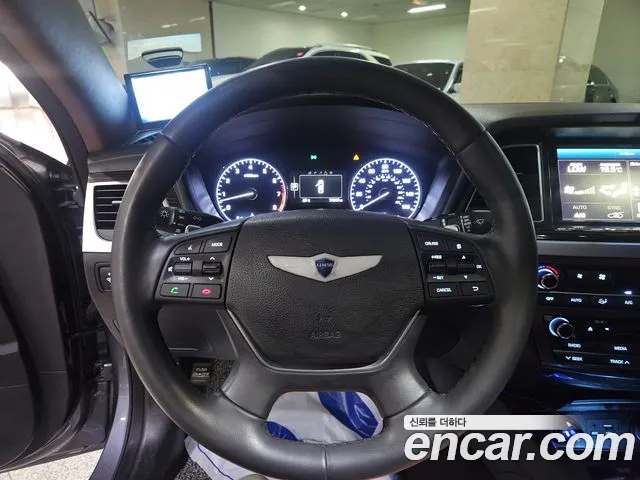 Hyundai Genesis 2016 thumb 10