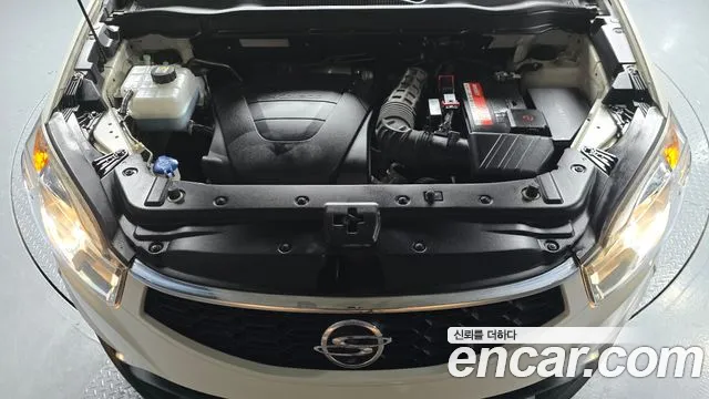 KG_Mobility_Ssangyong KORANDO 2014 thumb 6