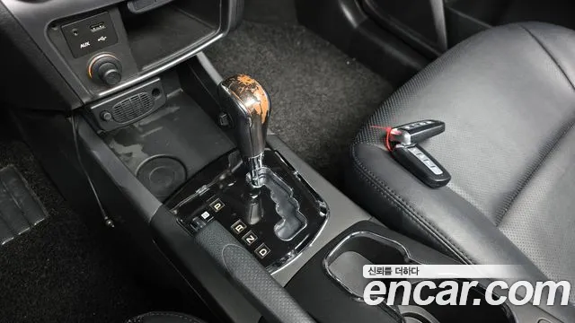 KG_Mobility_Ssangyong KORANDO 2014 thumb 9