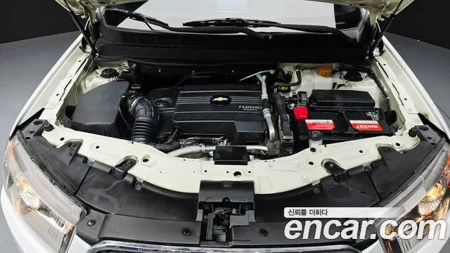 ChevroletGMDaewoo Captiva 2013 thumb 6