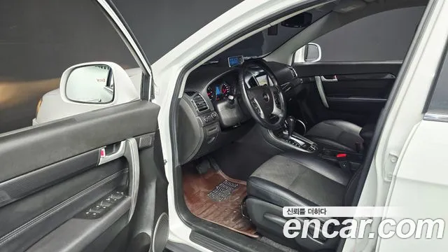 ChevroletGMDaewoo Captiva 2013 thumb 10