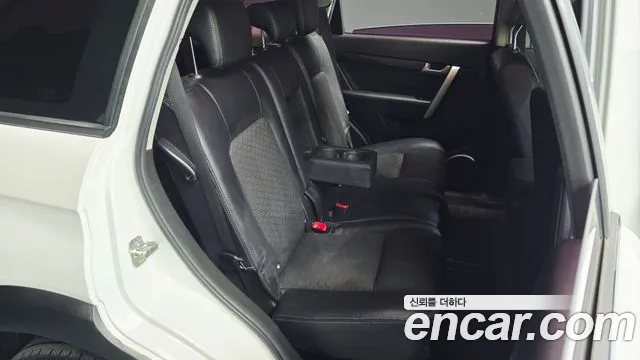 ChevroletGMDaewoo Captiva 2013 thumb 11