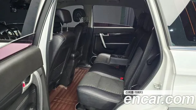 ChevroletGMDaewoo Captiva 2013 thumb 12