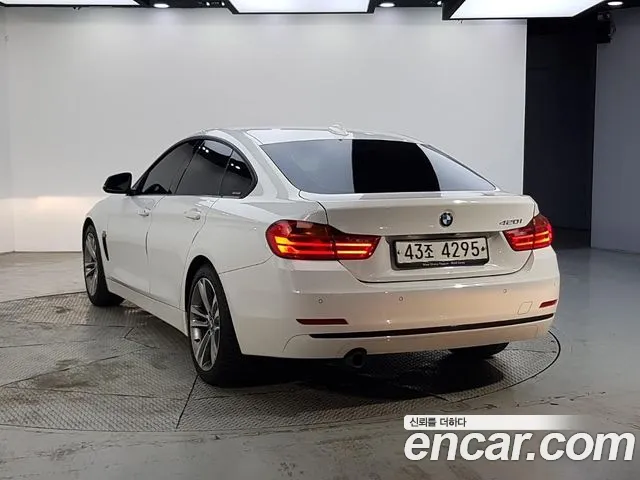 BMW 4-Series 2014 thumb 3