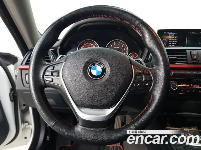 BMW 4-Series 2014 thumb 9