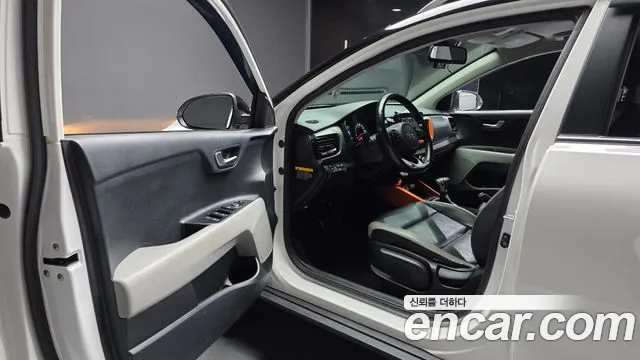 Kia Stonic 2020 thumb 10