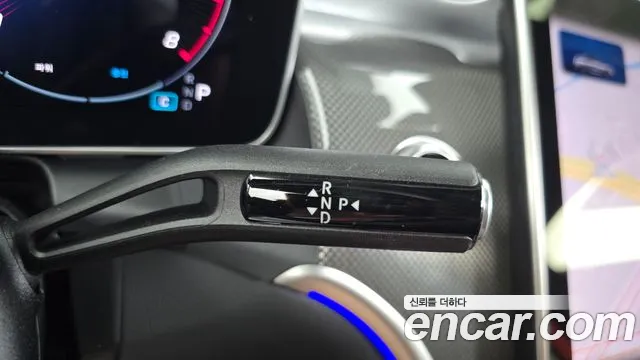 Mercedes-Benz GLC 2025 thumb 9