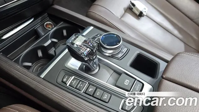 BMW X5 2018 thumb 9