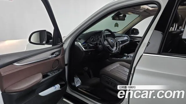 BMW X5 2018 thumb 10