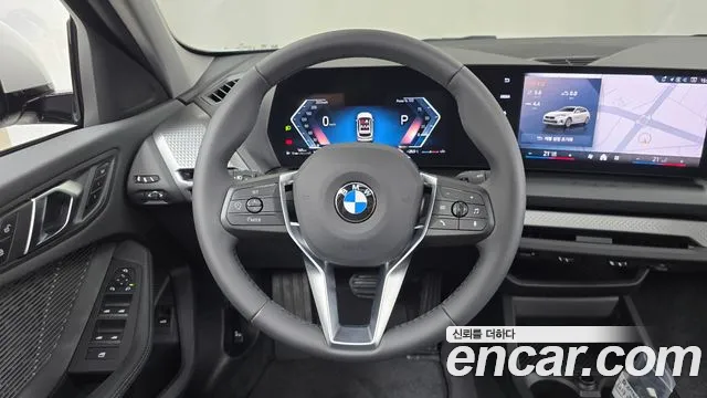 BMW 1-Series 2025 thumb 12