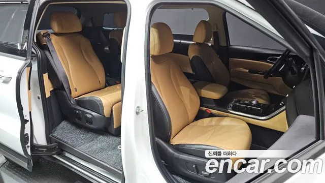 Kia Carnival 2022 thumb 11