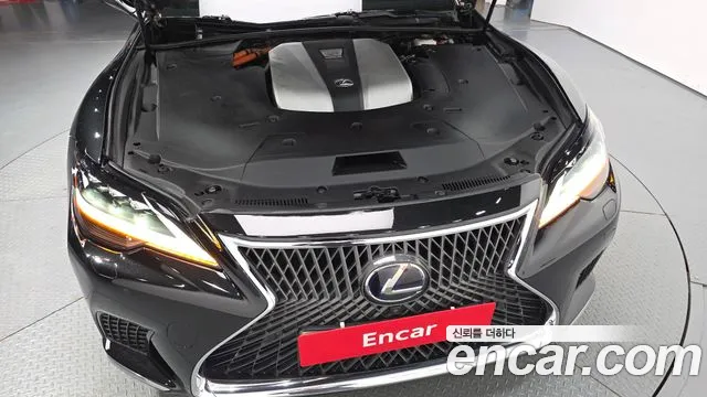 Lexus LS 2021 thumb 6