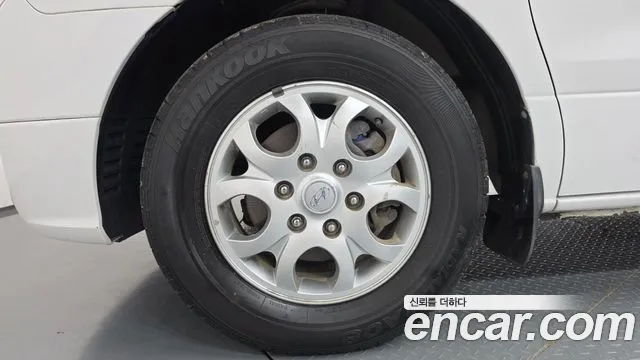 Hyundai Starex 2012 thumb 5