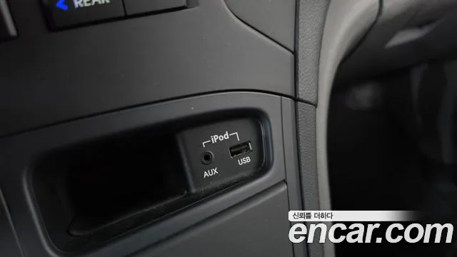 Hyundai Starex 2012 thumb 12
