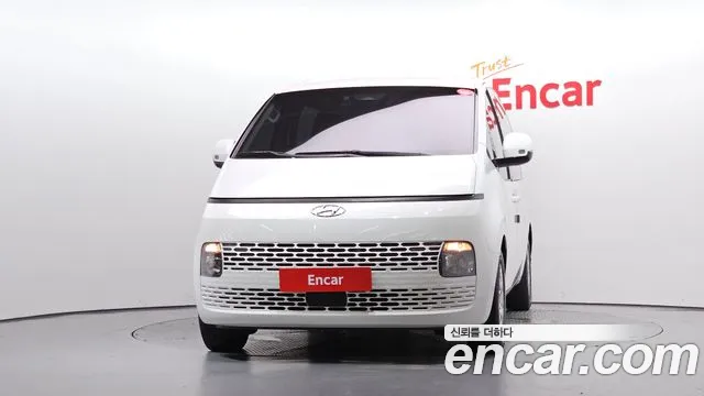 Hyundai Staria 2022 thumb 3