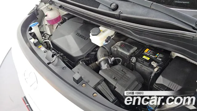 Hyundai Staria 2022 thumb 6