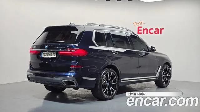 BMW X7 2021 thumb 2