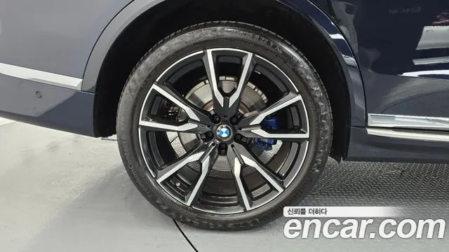 BMW X7 2021 thumb 5