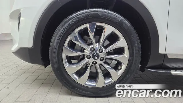 Kia Sorento 2018 thumb 4