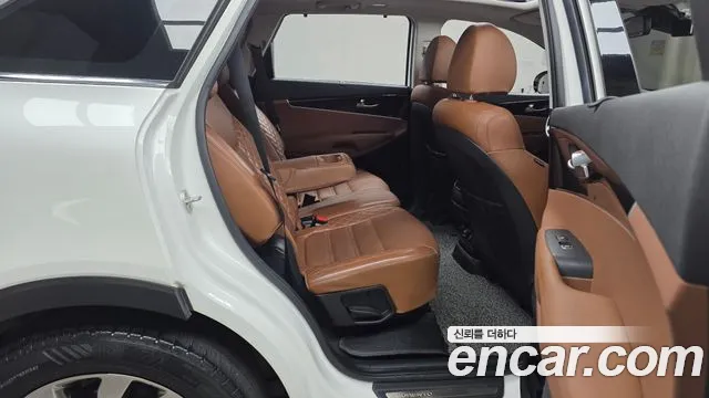 Kia Sorento 2018 thumb 10
