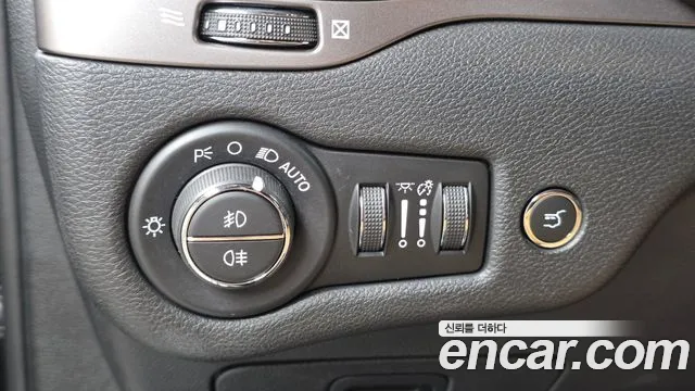 Jeep Cherokee 2021 thumb 12