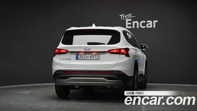 Hyundai Santa Fe 2022 thumb 4