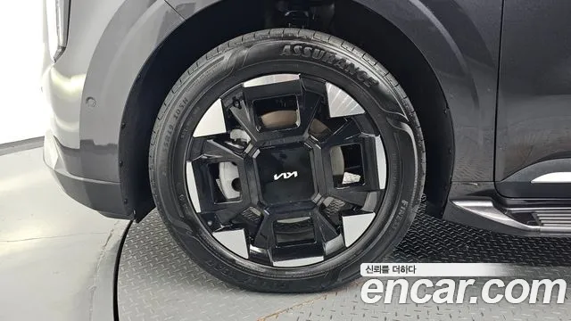 Kia Carnival 2025 thumb 4