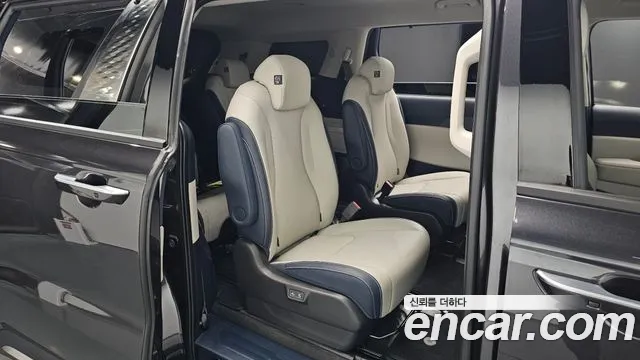 Kia Carnival 2025 thumb 10