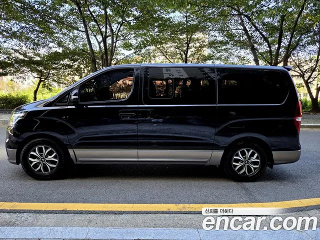 Hyundai Starex 2019 thumb 8