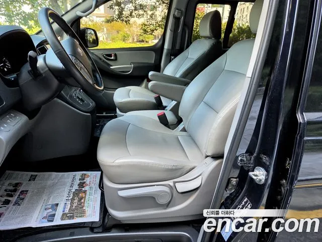 Hyundai Starex 2019 thumb 9