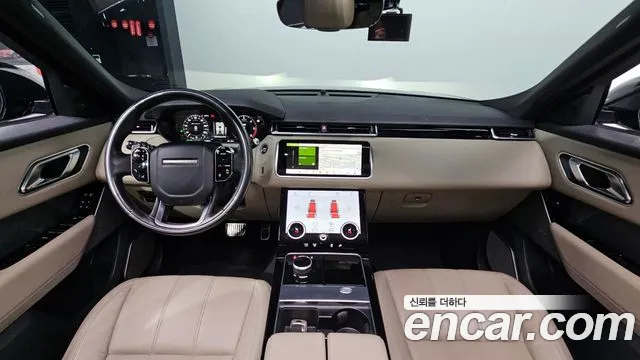 Land Rover Range Rover Velar 2017 thumb 6