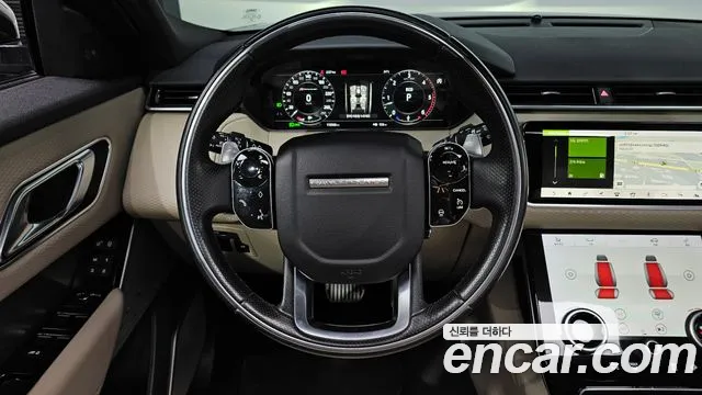 Land Rover Range Rover Velar 2017 thumb 12