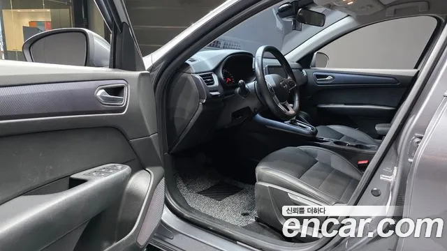 Renault-KoreaSamsung Arkana 2020 thumb 10