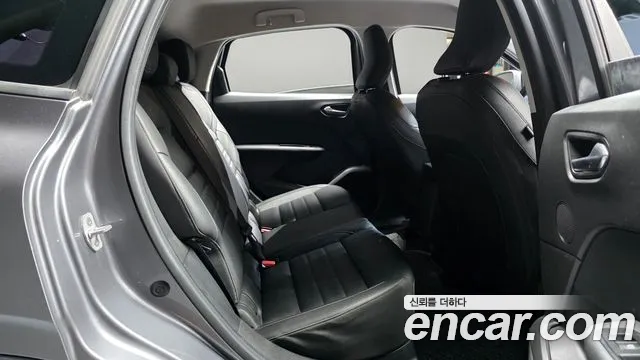 Renault-KoreaSamsung Arkana 2020 thumb 11