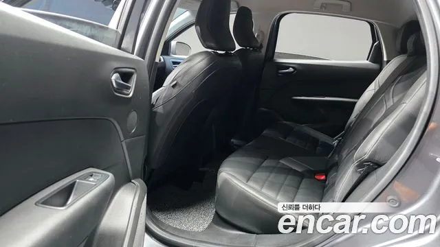 Renault-KoreaSamsung Arkana 2020 thumb 12