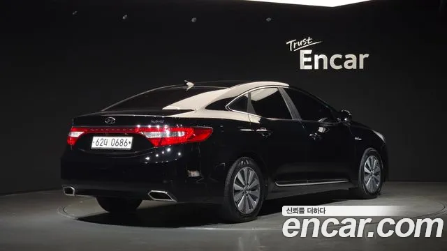 Hyundai Grandeur 2015 thumb 2
